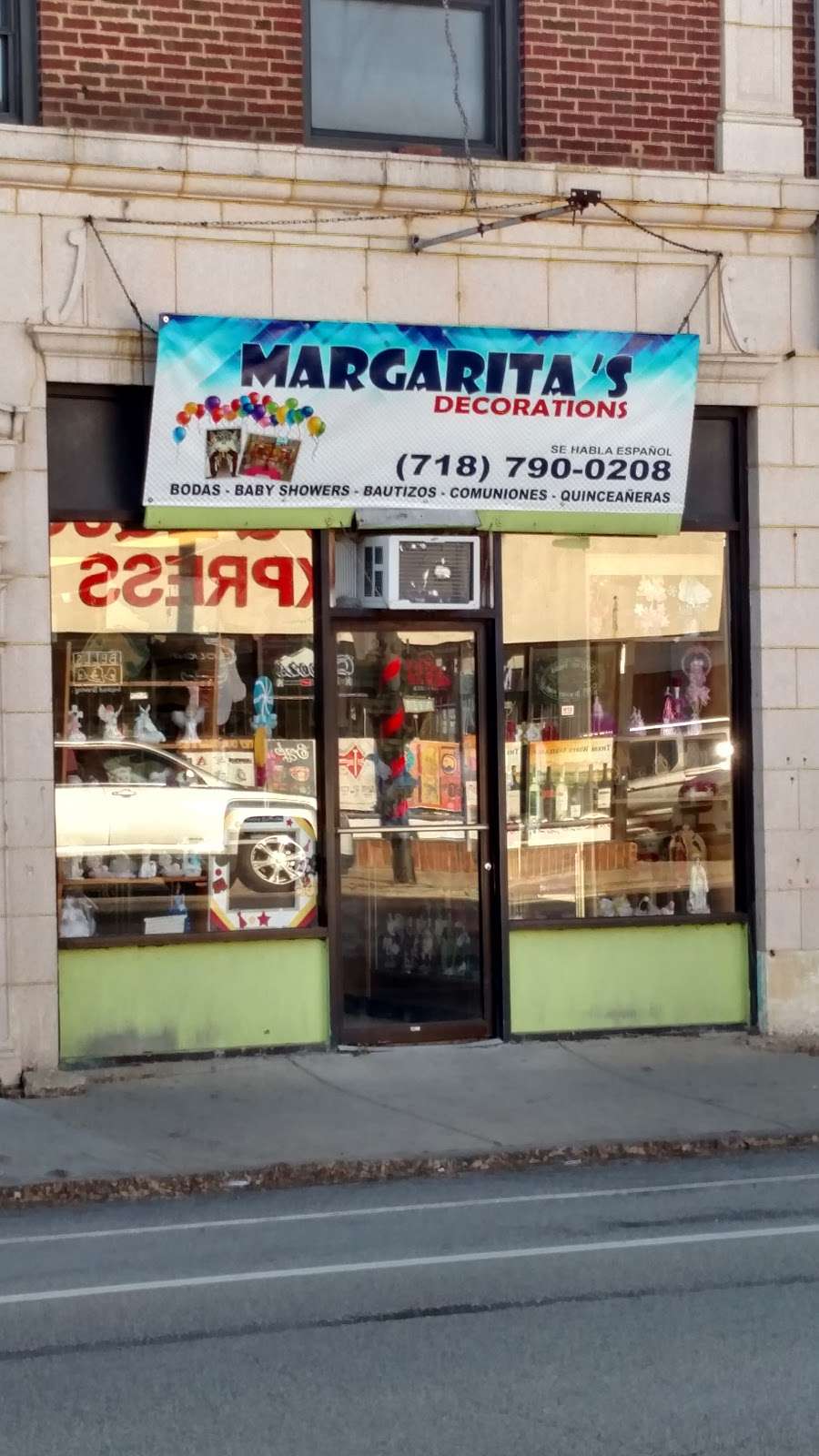 Margaritas Decorations | 2741 W Lawrence Ave, Chicago, IL 60625, USA | Phone: (718) 790-0208