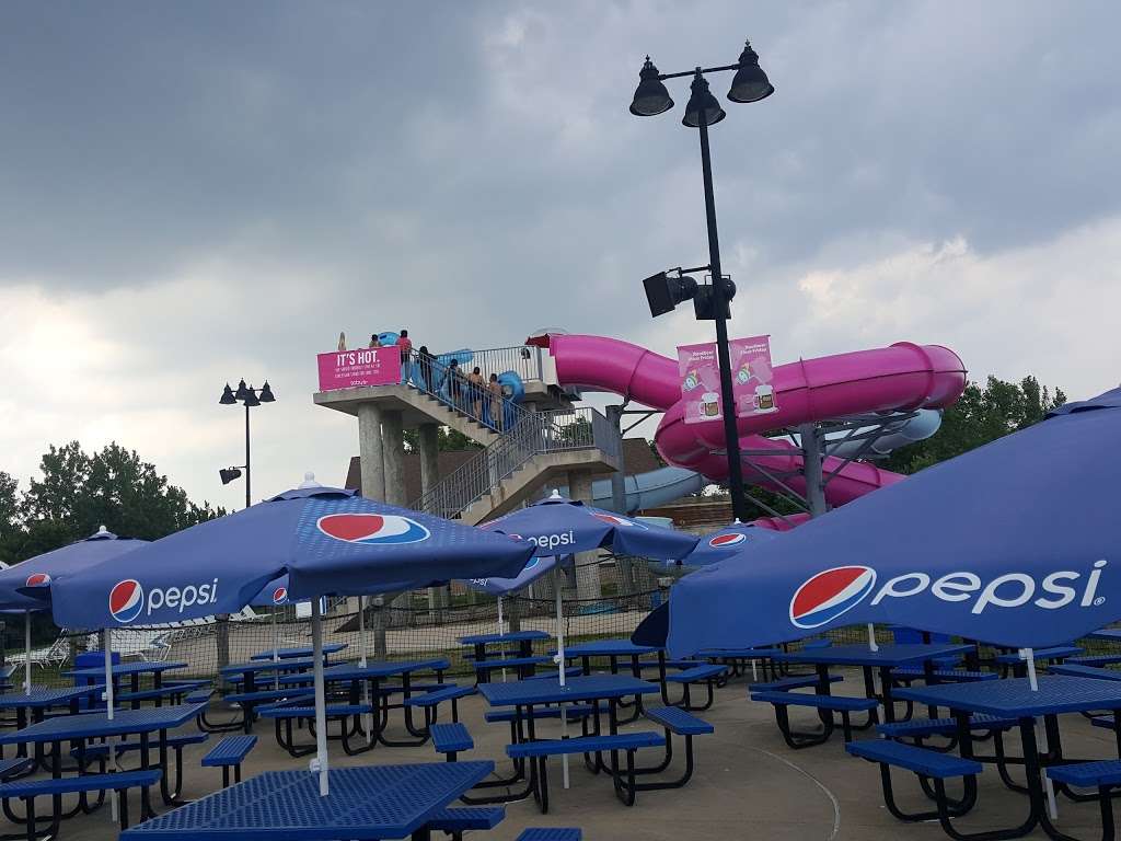 Splash Station | 2780 Channahon Rd, Joliet, IL 60436, USA | Phone: (815) 741-7275