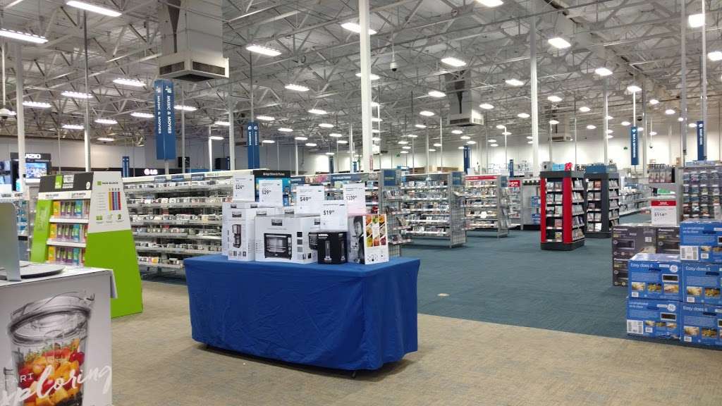 Best Buy | 17545 Gale Ave, City of Industry, CA 91748 | Phone: (626) 810-1788