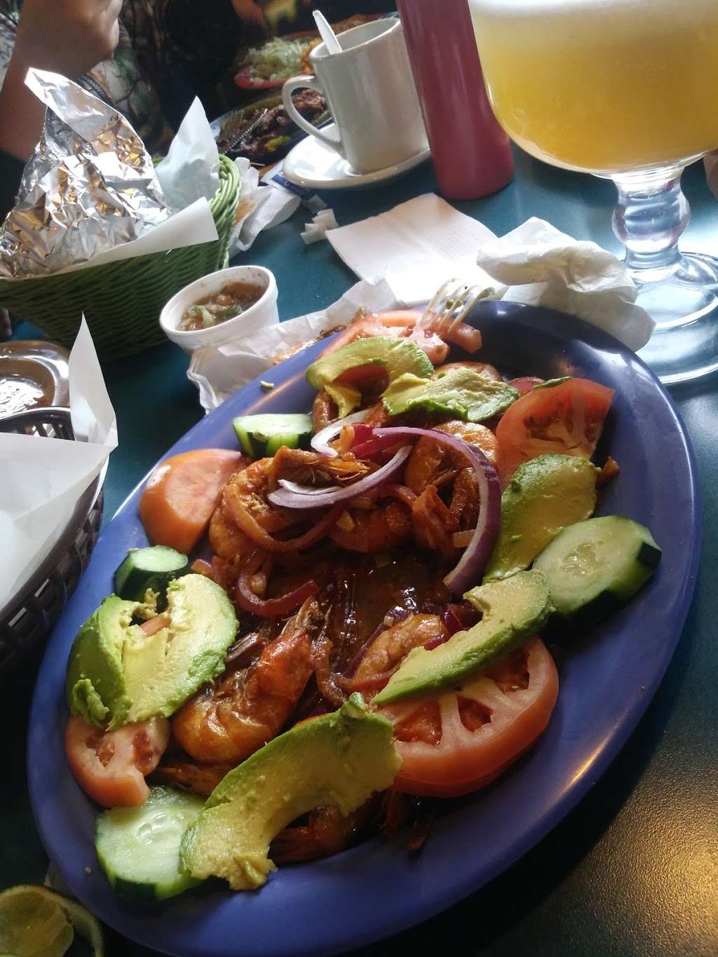 Taqueria Los Comales. | 809 W Rollins Rd, Round Lake Heights, IL 60073, USA | Phone: (847) 740-2606