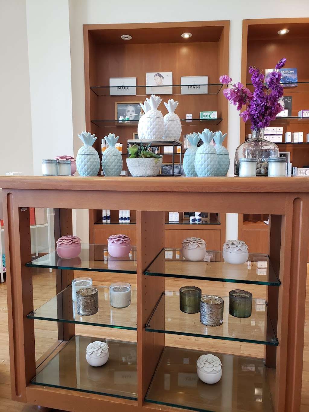 ME SPA | 1555 Simi Town Center Way, Simi Valley, CA 93065, USA | Phone: (805) 582-2286