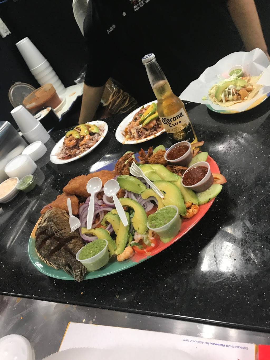 Mariscos La Casuela | 1407 Padre St, Bakersfield, CA 93307, USA | Phone: (661) 847-9898