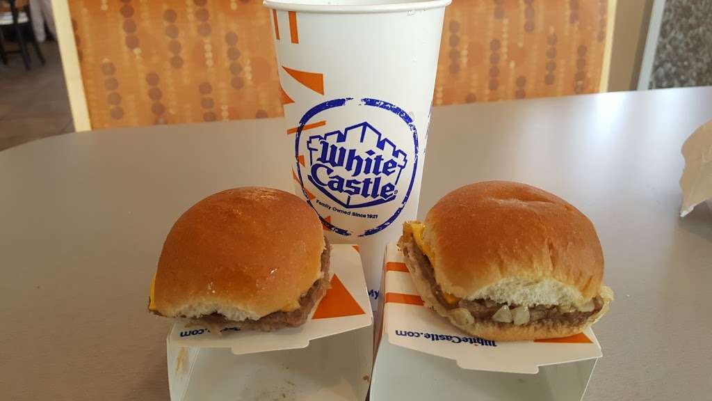 White Castle | 4053 US-1, Monmouth Junction, NJ 08852, USA | Phone: (732) 274-0010