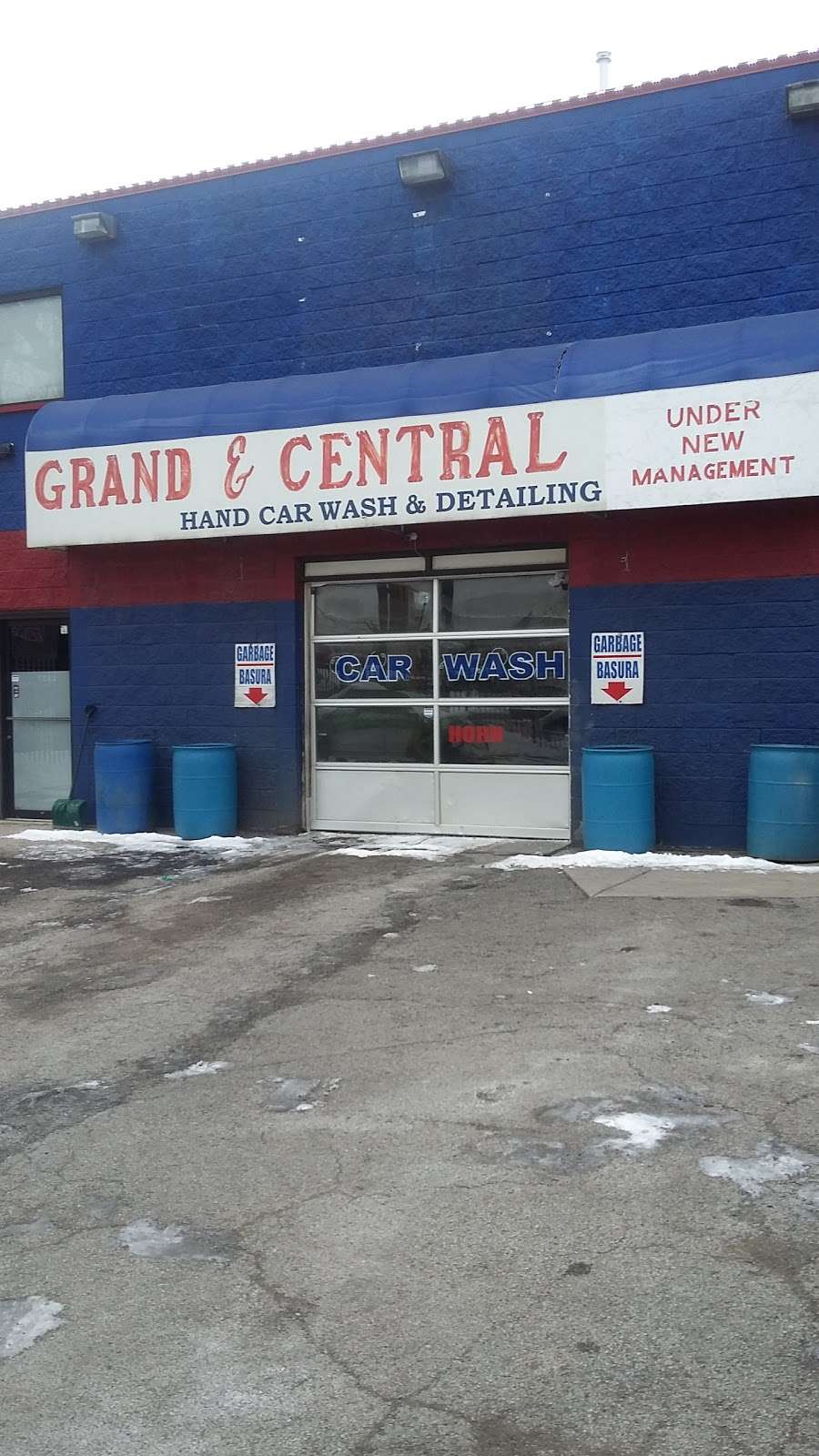 Grand & Central Hand Car Wash | 5760 W Grand Ave, Chicago, IL 60639, USA | Phone: (773) 622-9010