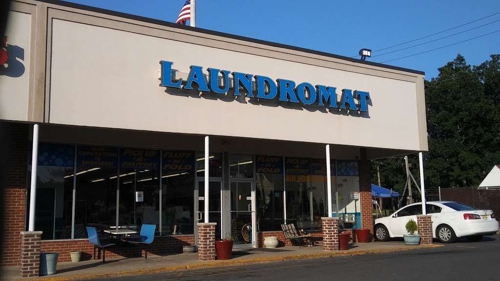 C & R Laundromats & Laundry Service | 1115 S Fairview St, Delran, NJ 08075, USA | Phone: (856) 461-0535