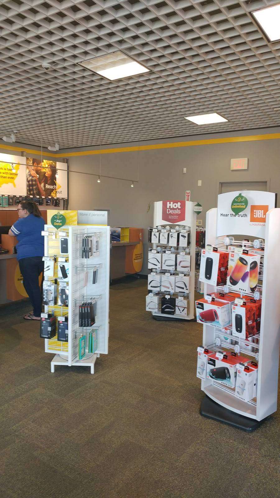 Sprint Store | 2501 W Happy Valley Rd #18-1000, Phoenix, AZ 85085 | Phone: (623) 582-1111