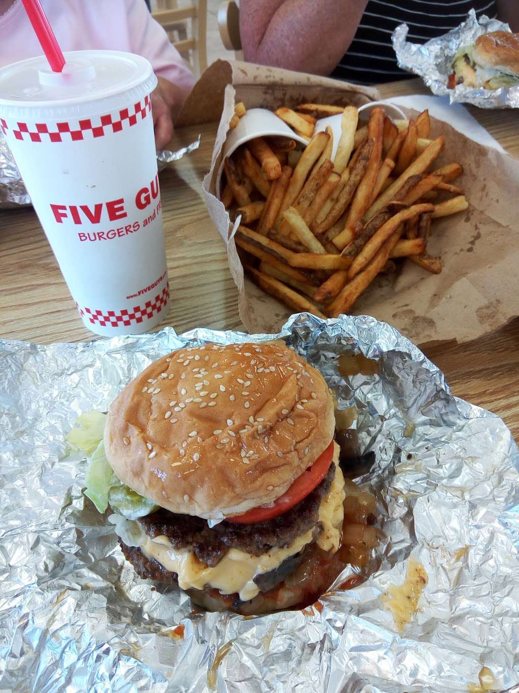 Five Guys | 2090 Lincoln Hwy E, Lancaster, PA 17602, USA | Phone: (717) 299-4470