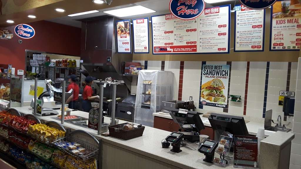 Jersey Mikes Subs | 186 E Easton St, Rialto, CA 92376, USA | Phone: (909) 879-7599