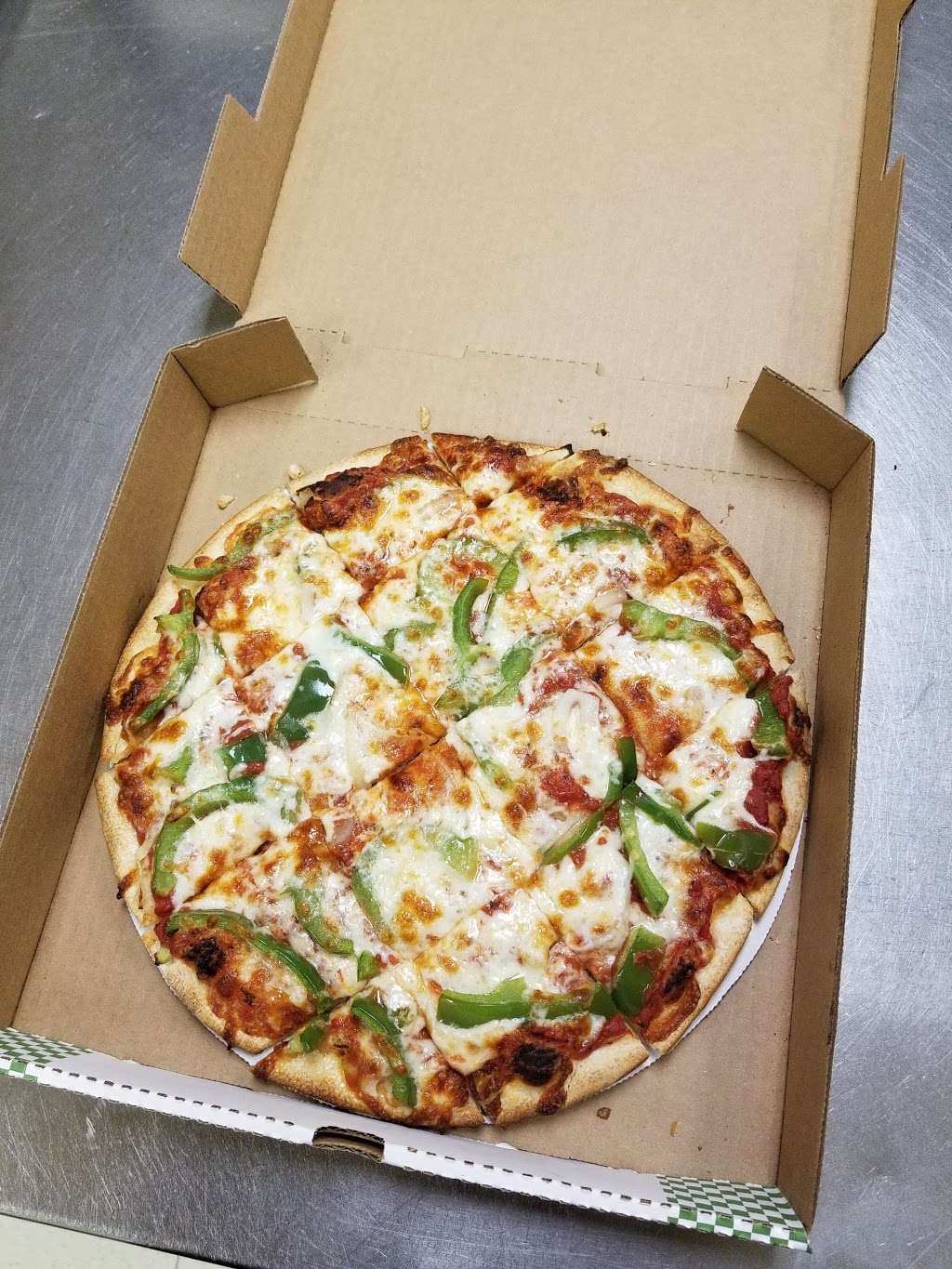 State Line Pizza Dyer | 183 Matteson St, Dyer, IN 46311 | Phone: (219) 865-2922