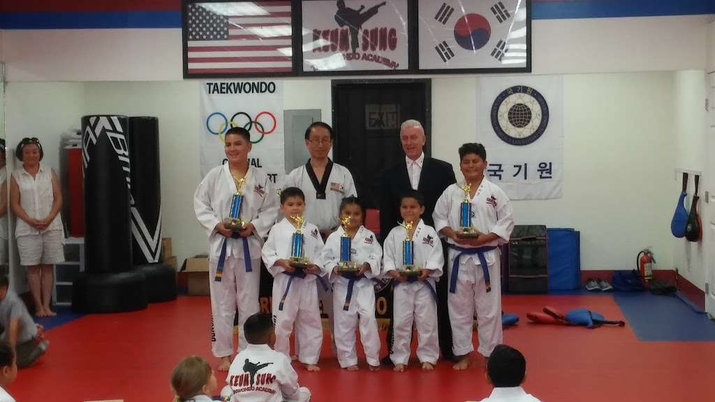 Keumsung Tae Kwon Do | 14050 Cherry Ave j, Fontana, CA 92337, USA | Phone: (909) 822-9988