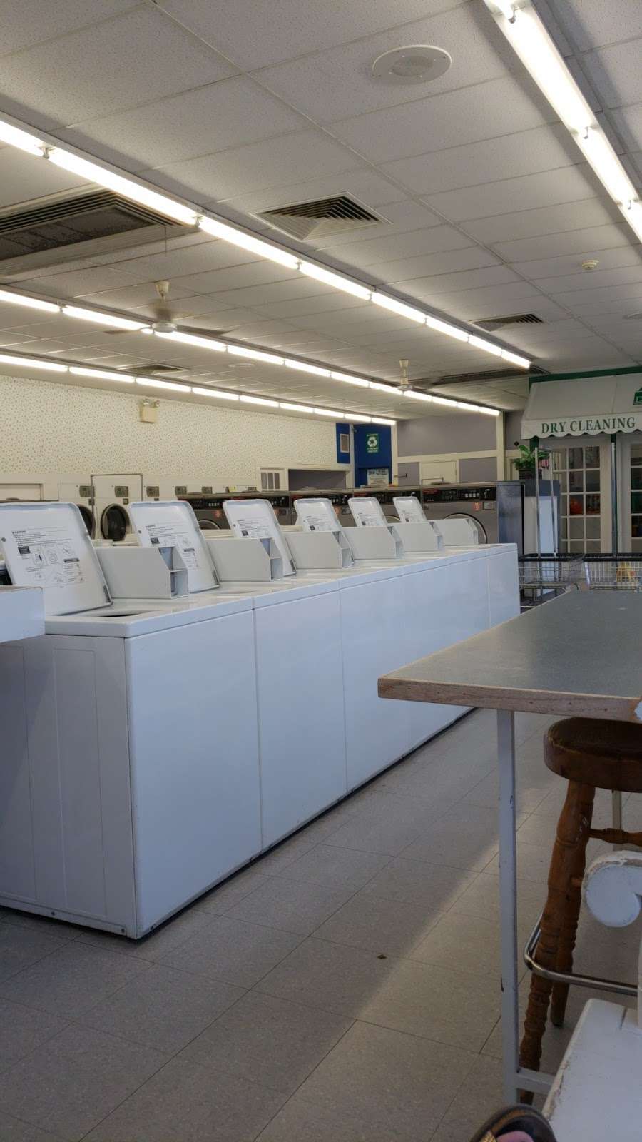 American Drycleaners | 1031 Chestnut St, Emmaus, PA 18049 | Phone: (610) 967-3110