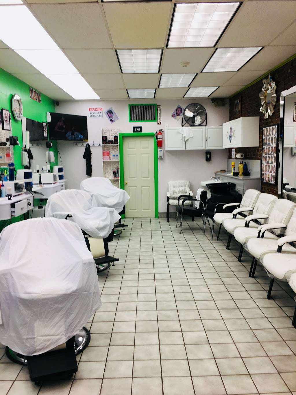 Bilu Barbershop- Habesha Barbershop | 148 Highland Ave, Somerville, MA 02143 | Phone: (617) 616-5030