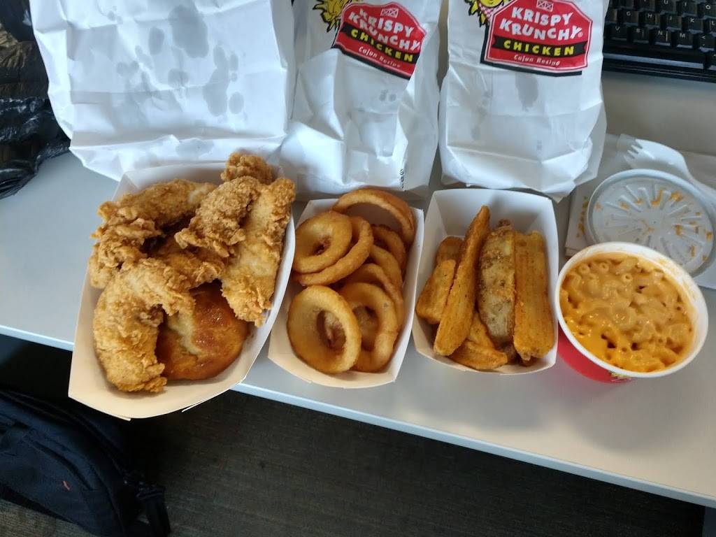 Krispy Krunchy Chicken | 1305 N 25th St, Council Bluffs, IA 51501, USA | Phone: (712) 328-9281