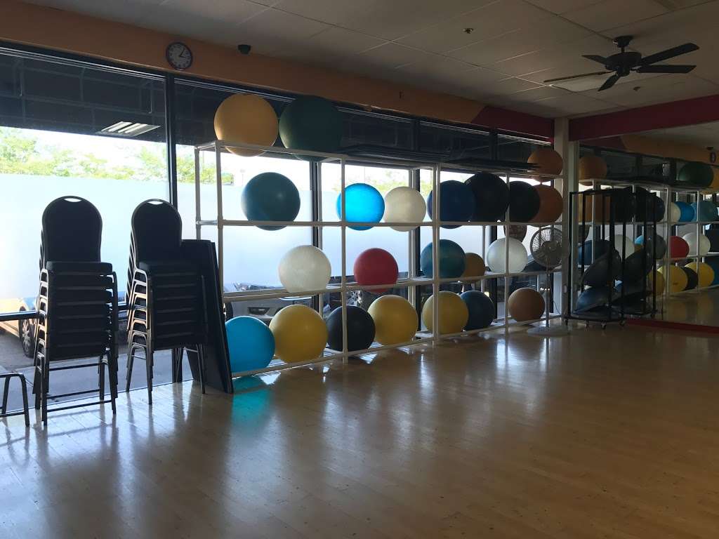 Fitness Connection | 5035 Garth Rd, Baytown, TX 77521, USA | Phone: (281) 421-8600