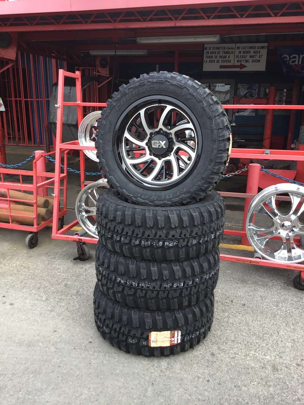 Albertos Tire Shop | 11938 Aldine Westfield Rd, Houston, TX 77093, USA | Phone: (281) 442-1818