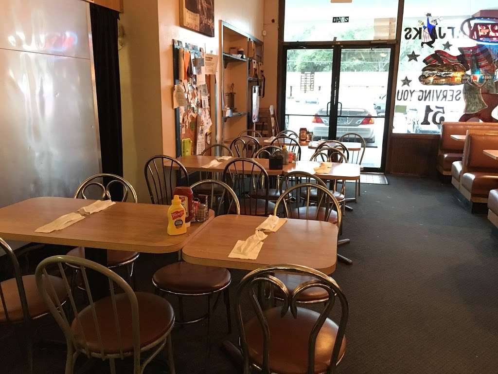 Fat Jacks Deli & Pub | 2940 Florida Ave S, Lakeland, FL 33803, USA | Phone: (863) 687-0262