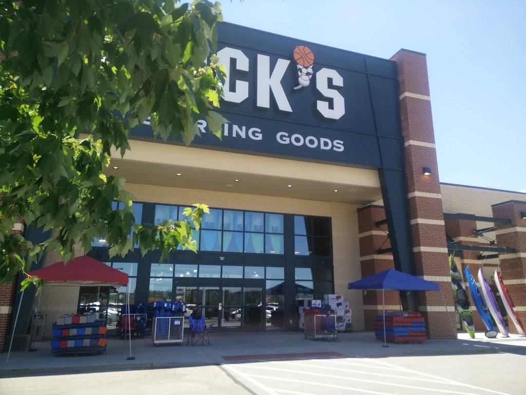 DICKS Sporting Goods | 175 Pavilion Pkwy, Newport, KY 41071, USA | Phone: (859) 261-1348