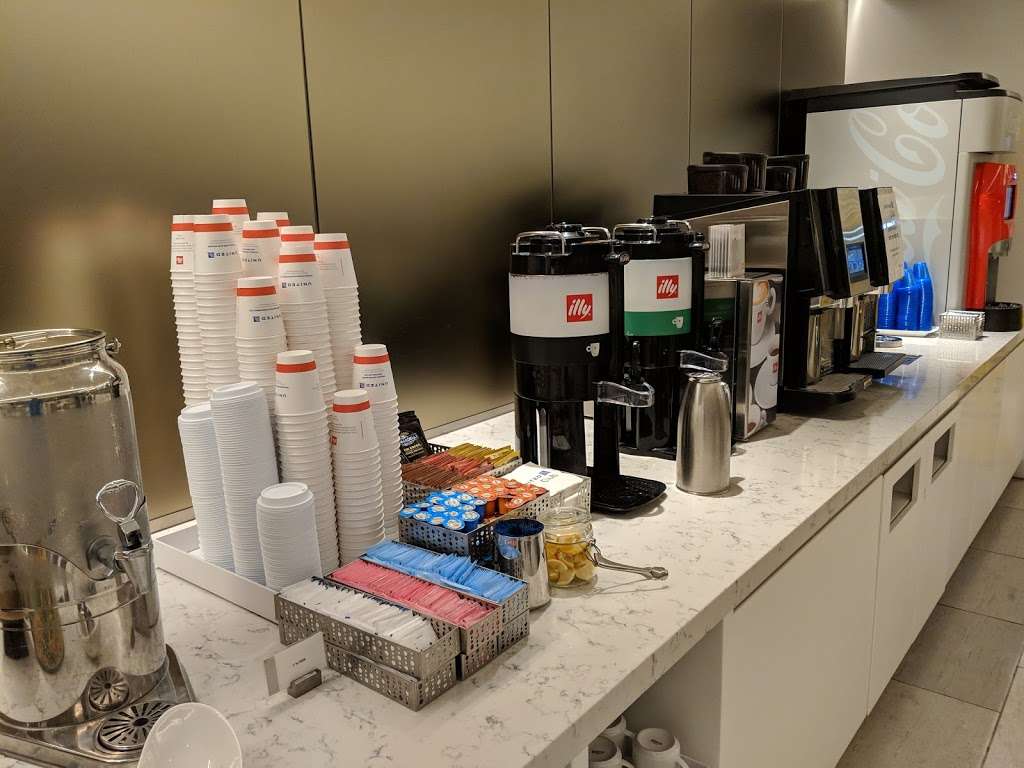 United Club Terminal C North | 2800 N Terminal Rd, Houston, TX 77032, USA