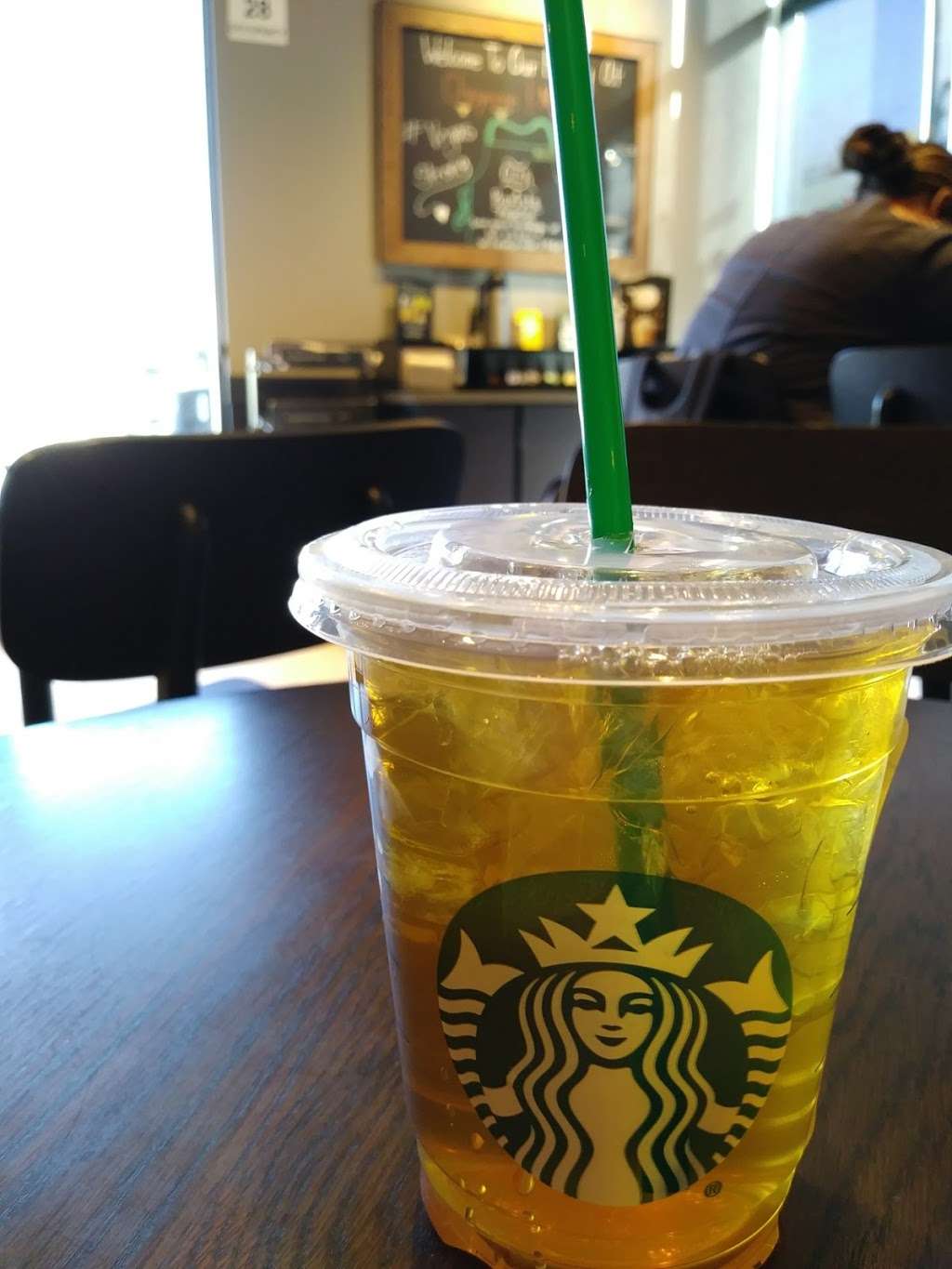 Starbucks | 1380 W Cheyenne Ave G101, North Las Vegas, NV 89030, USA | Phone: (702) 395-0591