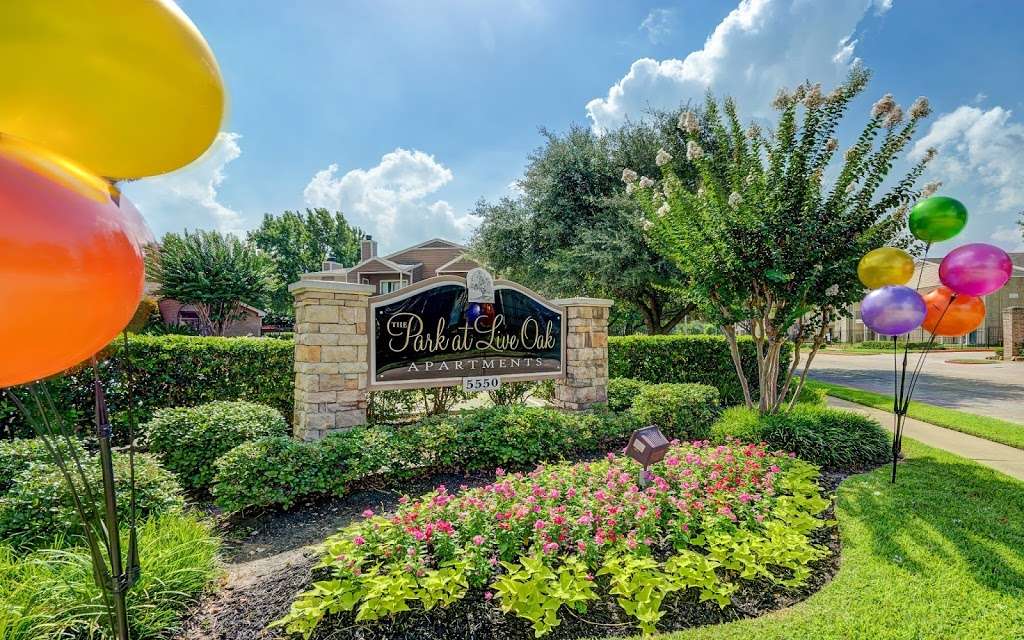 The Park @ Live Oak Apartments | 5550 Holly View Dr, Houston, TX 77091, USA | Phone: (713) 686-5550