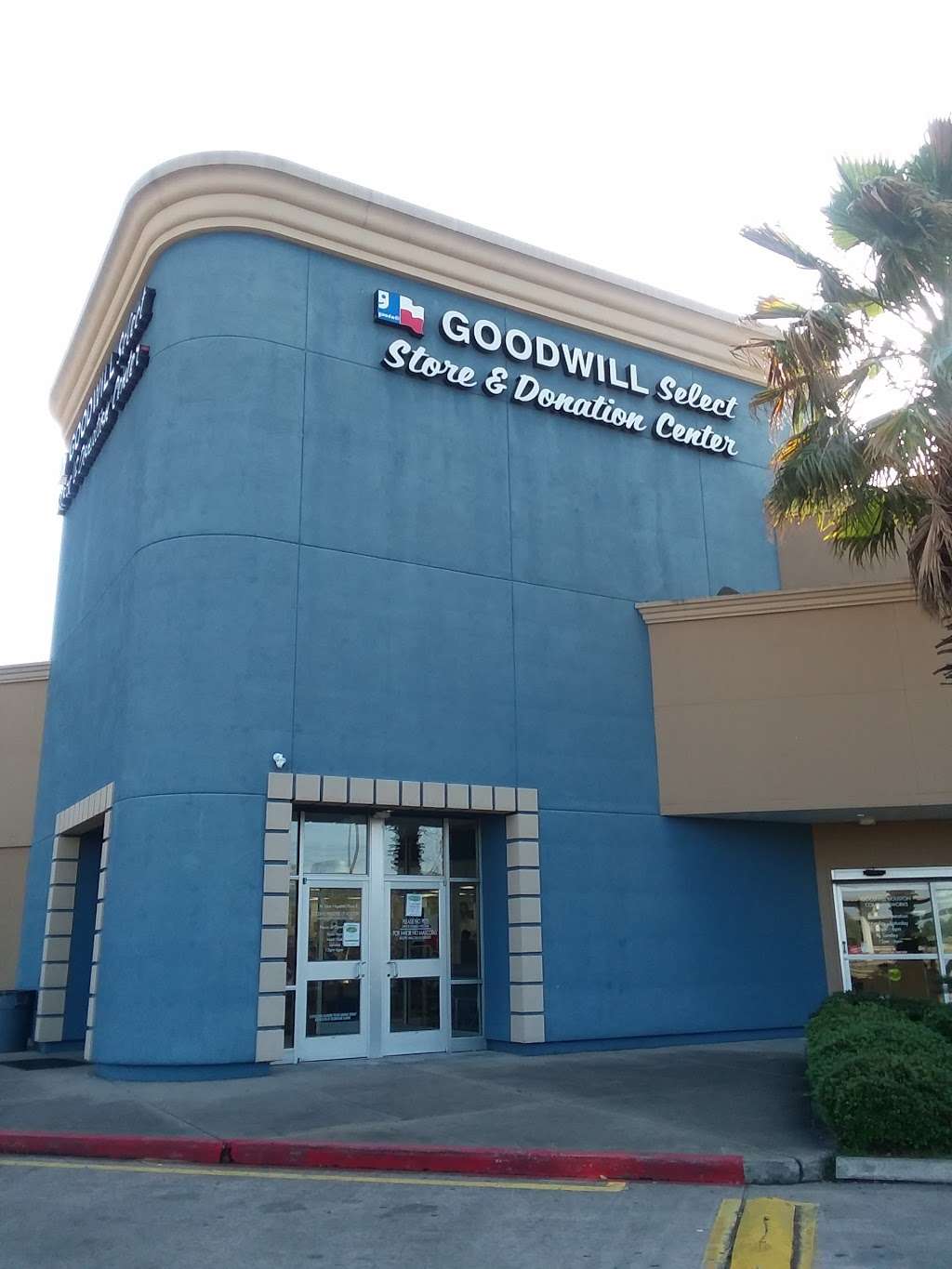 Goodwill Houston Select Stores | 171 N Sam Houston Pkwy E, Houston, TX 77060, USA | Phone: (713) 970-1657