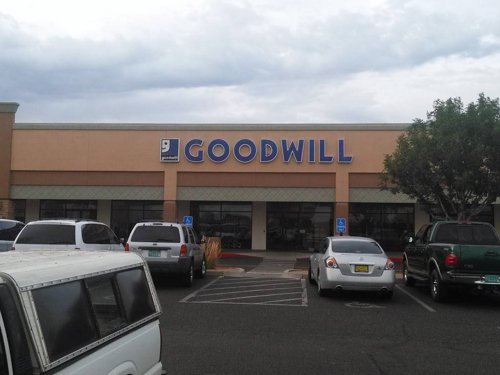 Goodwill Industries of New Mexico - Rio Bravo STORE CLOSED | 3211 Coors Blvd SW, Albuquerque, NM 87121, USA | Phone: (505) 877-4910