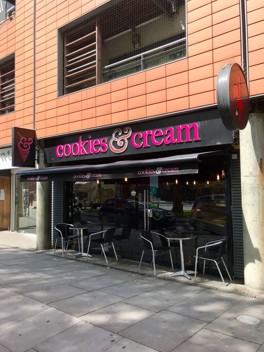 Cookies & Cream | 5 Mile End Rd, London E1 4TP, UK | Phone: 020 7790 4941