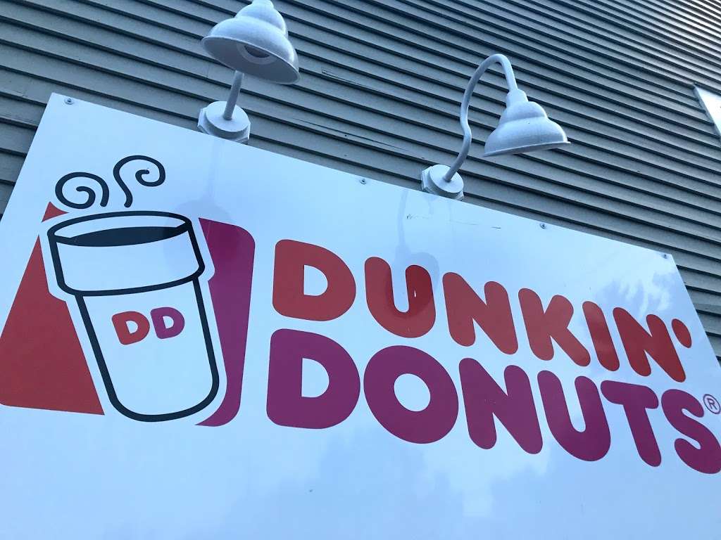 Dunkin Donuts | 1051 Long Ridge Rd, Stamford, CT 06903, USA | Phone: (203) 595-0118