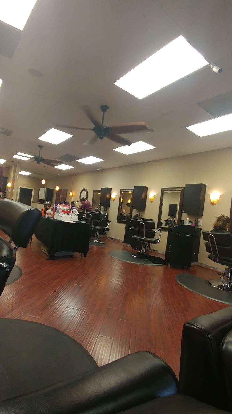 Salon Sei Bella | 5500 S Simms St, #M, Littleton, CO 80127 | Phone: (303) 948-3800