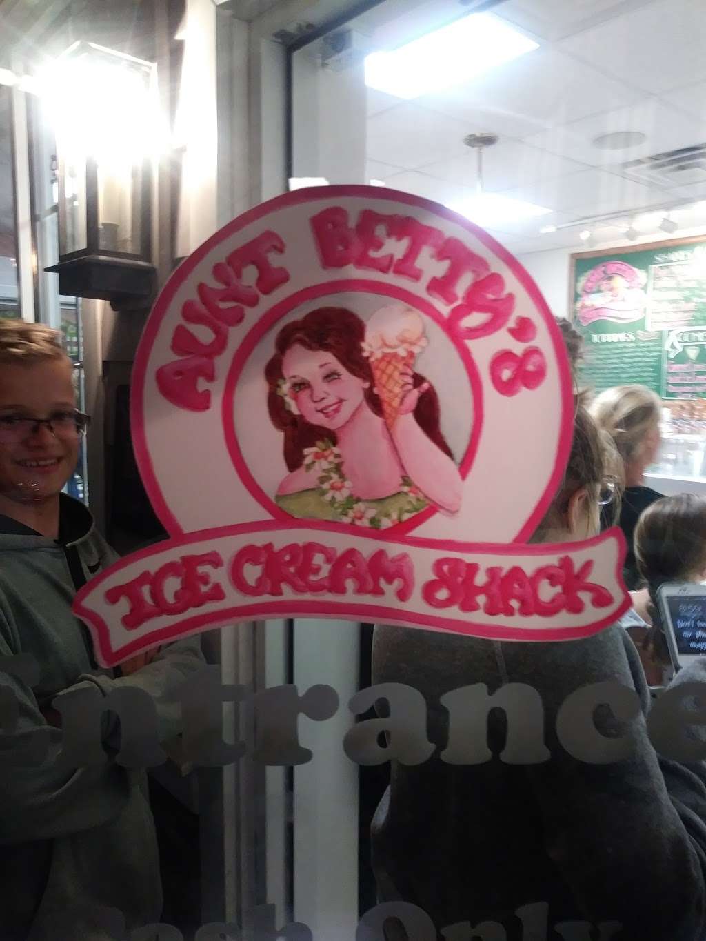Aunt Bettys Ice Cream Shack | 4001 West Ave, Ocean City, NJ 08226, USA | Phone: (609) 398-4005