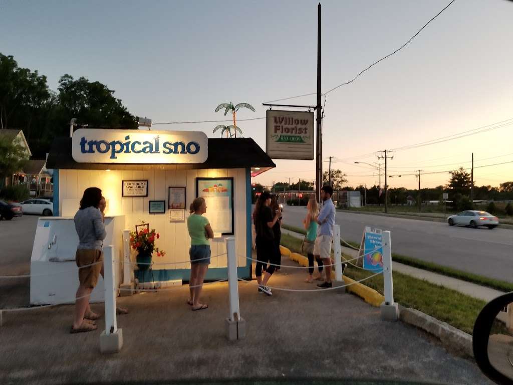 Tropical Sno | 8695 Archer Ave, Willow Springs, IL 60480, USA | Phone: (708) 599-5065