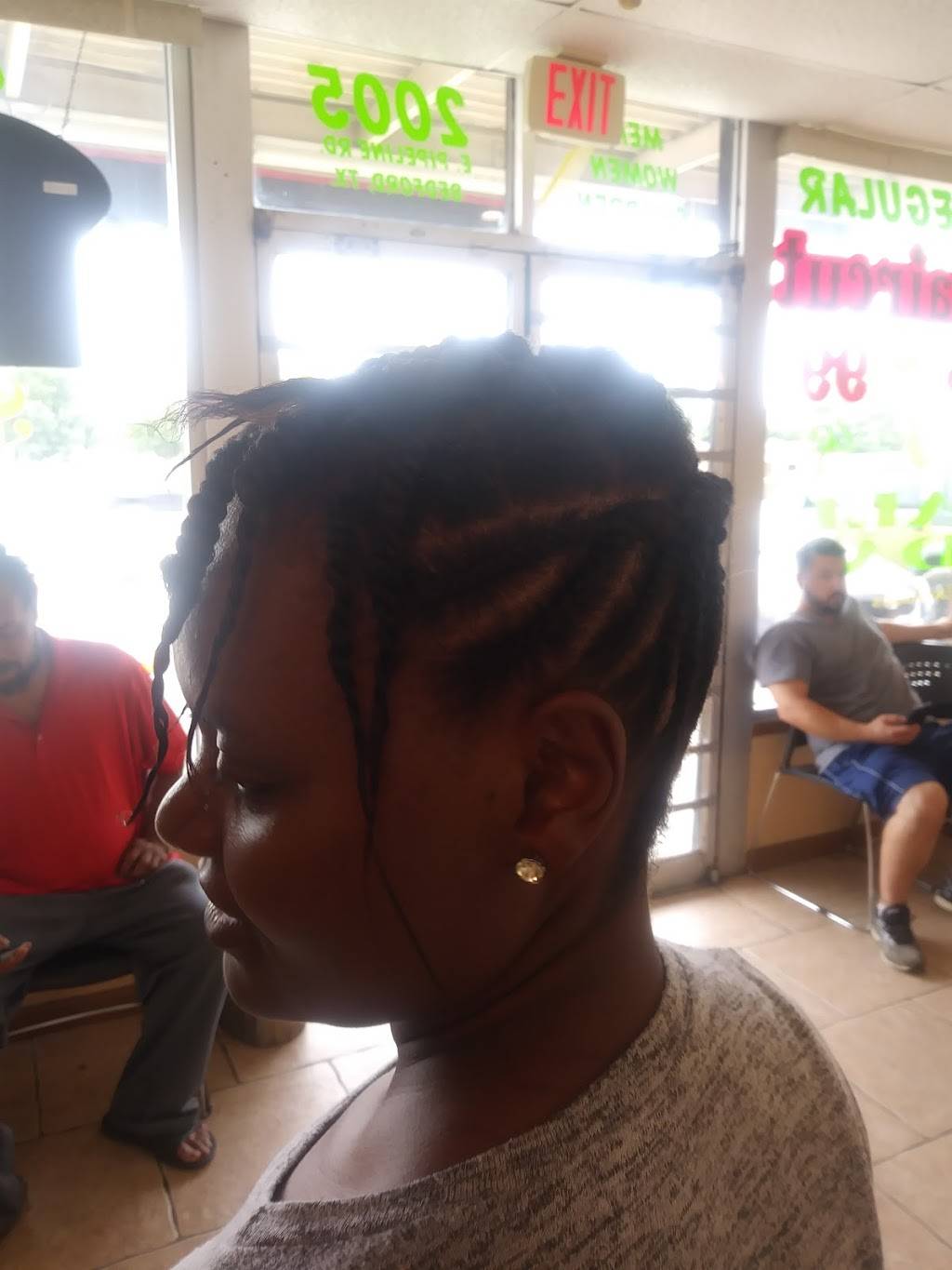 Cutz 4 Less | 2005 Pipeline Rd E, Bedford, TX 76022, USA | Phone: (817) 399-8000