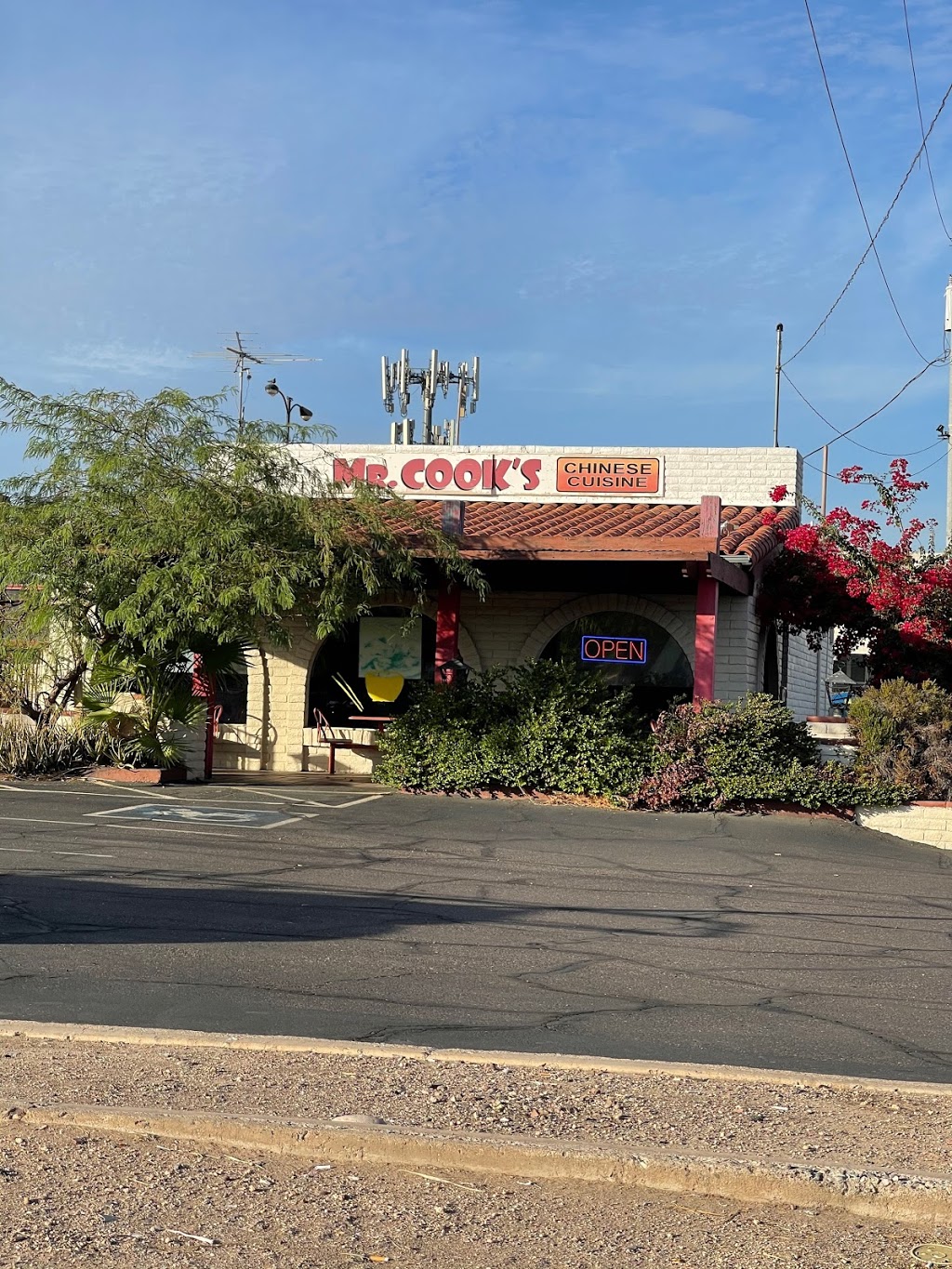 Mr Cooks | 3208 E Cactus Rd, Phoenix, AZ 85032, USA | Phone: (602) 788-1184