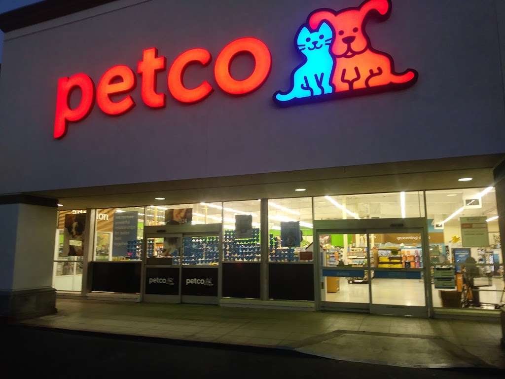 Petco Animal Supplies | 1824 E Katella Ave, Orange, CA 92867, USA | Phone: (714) 289-1400