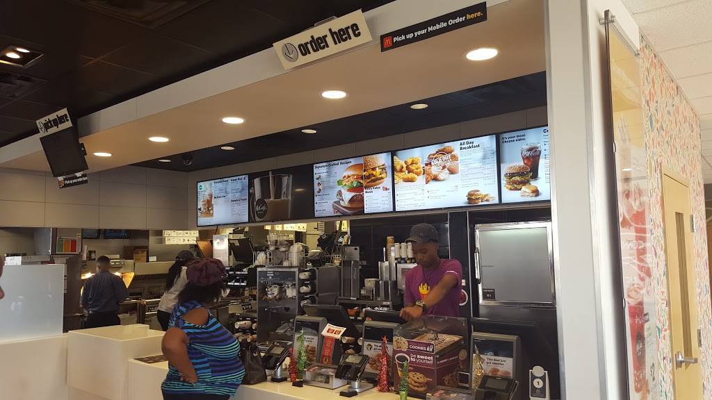 McDonalds - cafe  | Photo 1 of 7 | Address: 3845 E Shelby Dr, Memphis, TN 38118, USA | Phone: (901) 366-5021