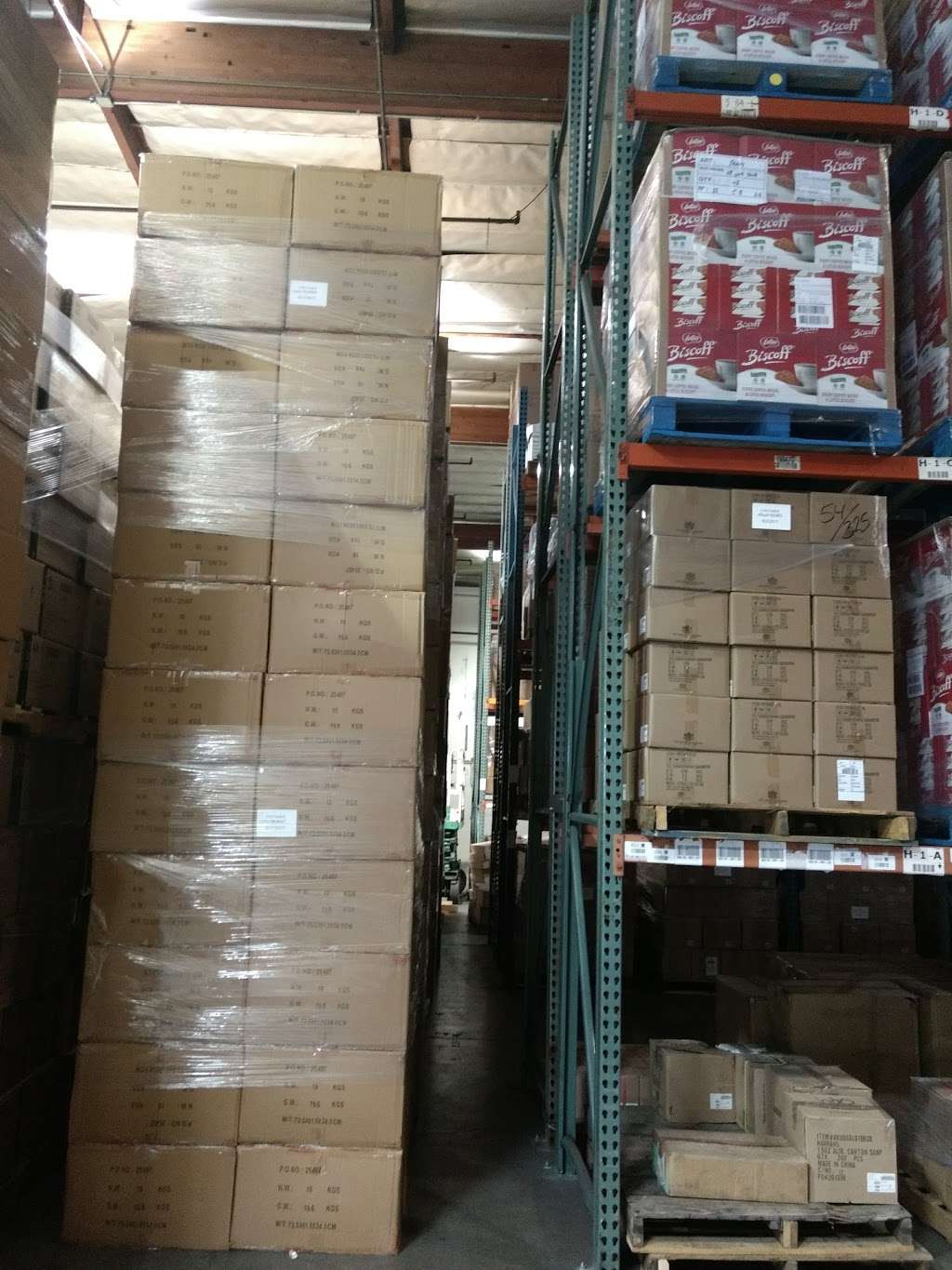 UNIS Fulfillment / Versa Logistics | 19914 S Vía Barron, Compton, CA 90220, USA | Phone: (310) 747-7388