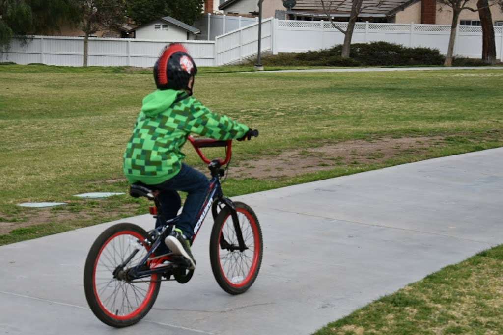 Begonias Lane Park | Santa Clarita, CA 91387, USA