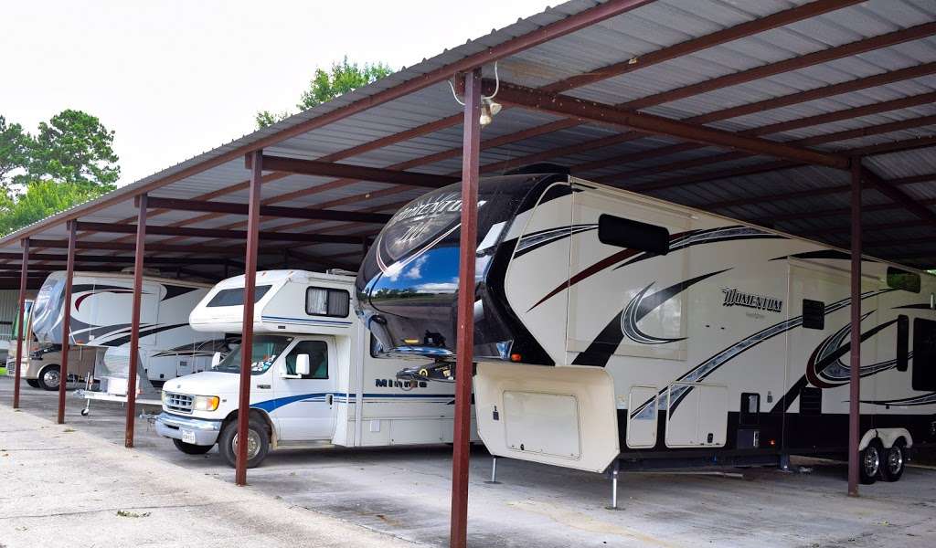 Old River Road Boat & RV Storage | 1950 Old River Rd, Montgomery, TX 77356, USA | Phone: (936) 582-4711