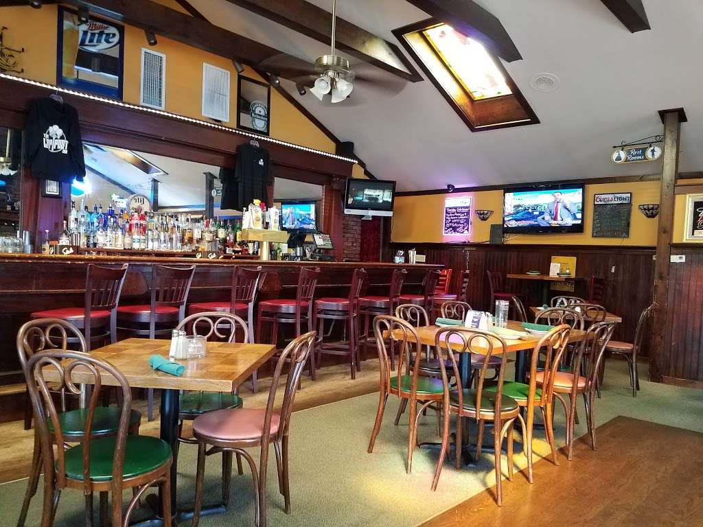 Lamp Post Inn | 276 Atlantic City Blvd, Pine Beach, NJ 08741 | Phone: (732) 240-2211