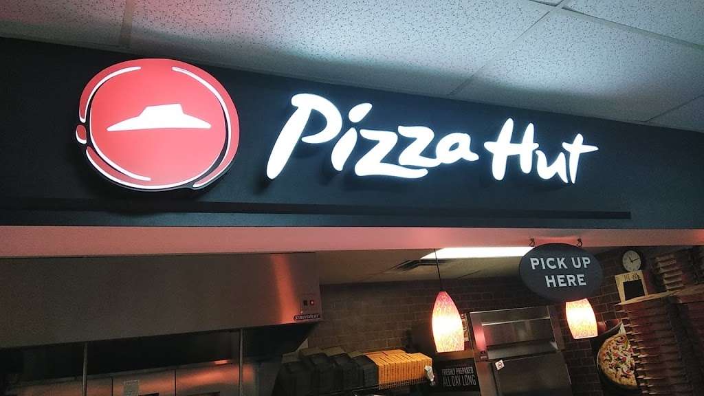 Pizza Hut Express | 8112 Poinciana Blvd, Orlando, FL 32837