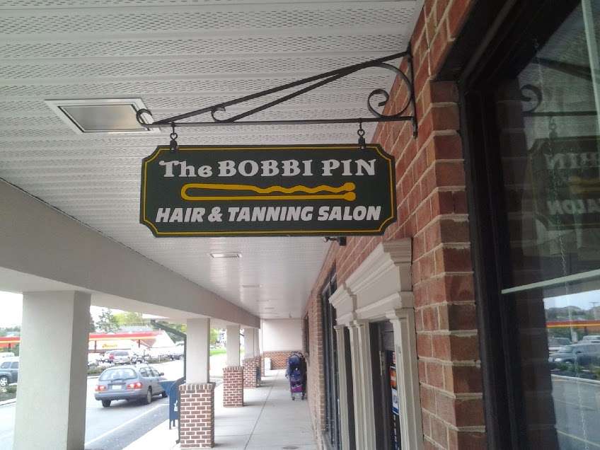 Bobbi Pin Hair & Nails Salon | 458 N Main St, Spring Grove, PA 17362, USA | Phone: (717) 225-3315