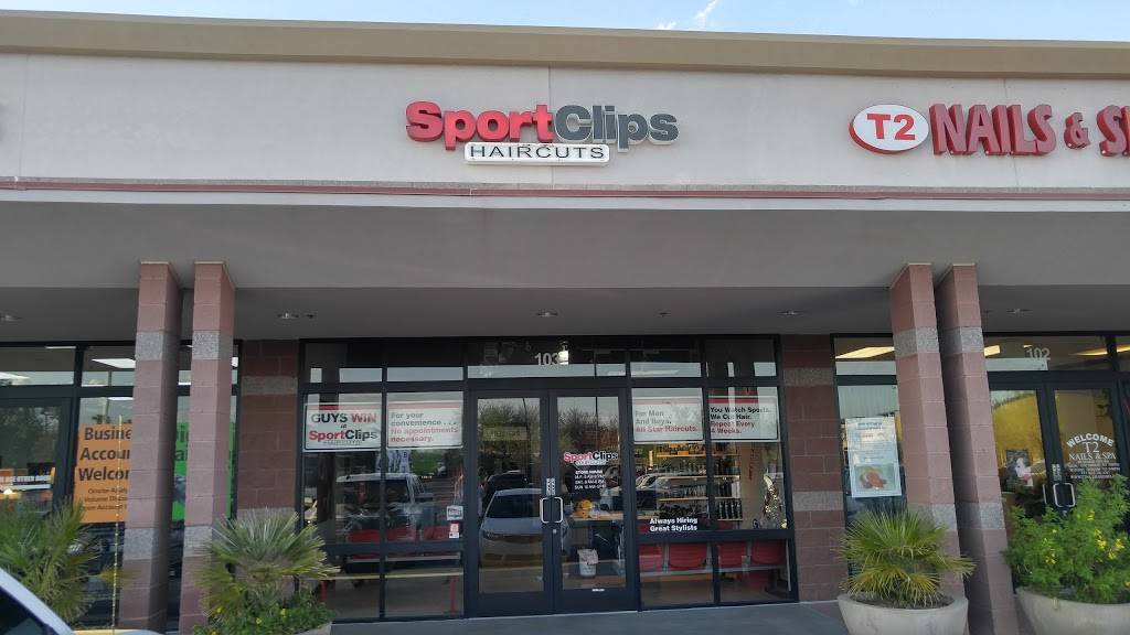 Sport Clips Haircuts of Avondale - Dysart & McDowell | 1809 N Dysart Rd C-103, Avondale, AZ 85392, USA | Phone: (623) 547-3029