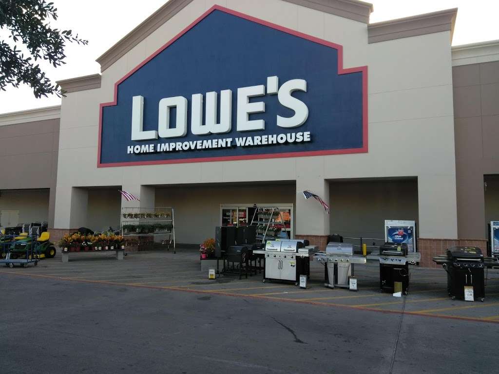 Lowes Home Improvement | 1000 Gulfgate Center Mall, Houston, TX 77087 | Phone: (713) 645-5550