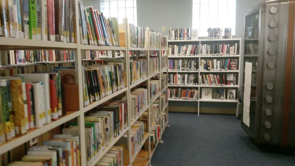 Tri-Area Library | 2 W Main St, Jamestown, IN 46147, USA | Phone: (765) 676-6190