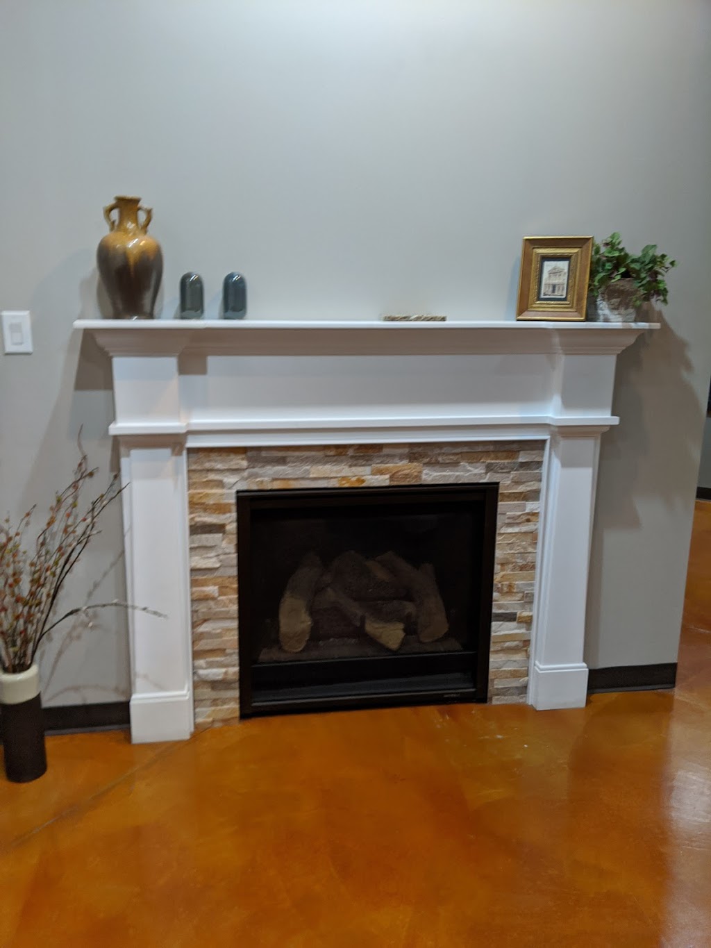 Fireside Hearth & Home | 7851 89th St, Indianapolis, IN 46256, USA | Phone: (317) 576-1625