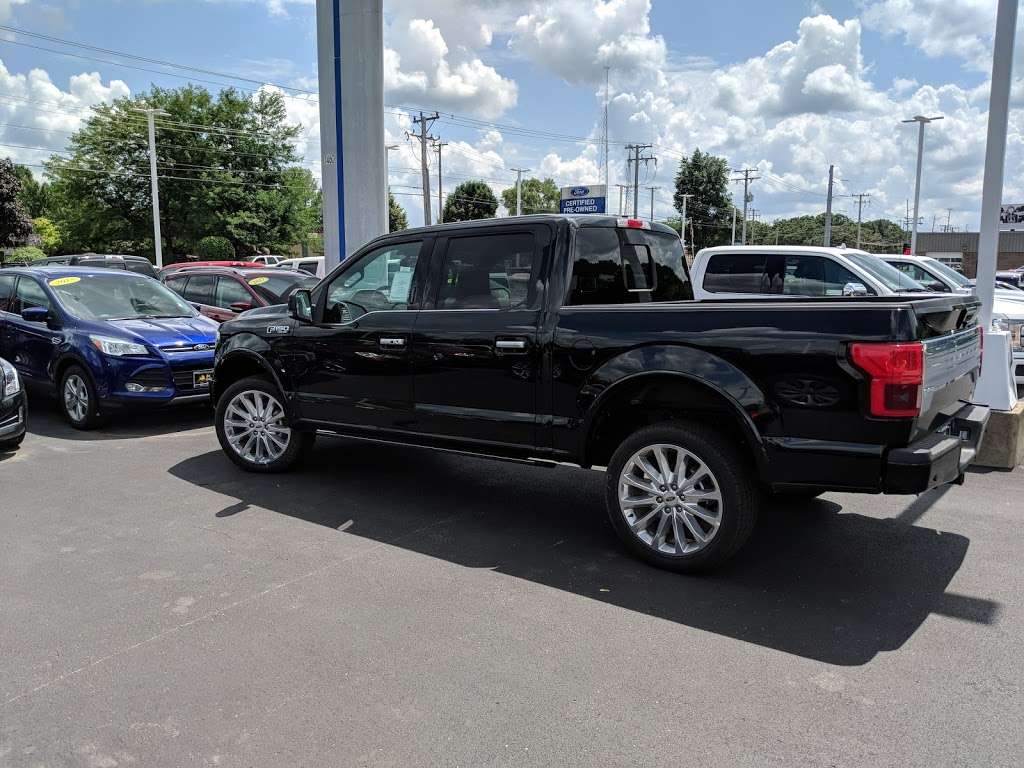 Bull Valley Ford, Inc. | 1460 S Eastwood Dr, Woodstock, IL 60098, USA | Phone: (815) 338-6680