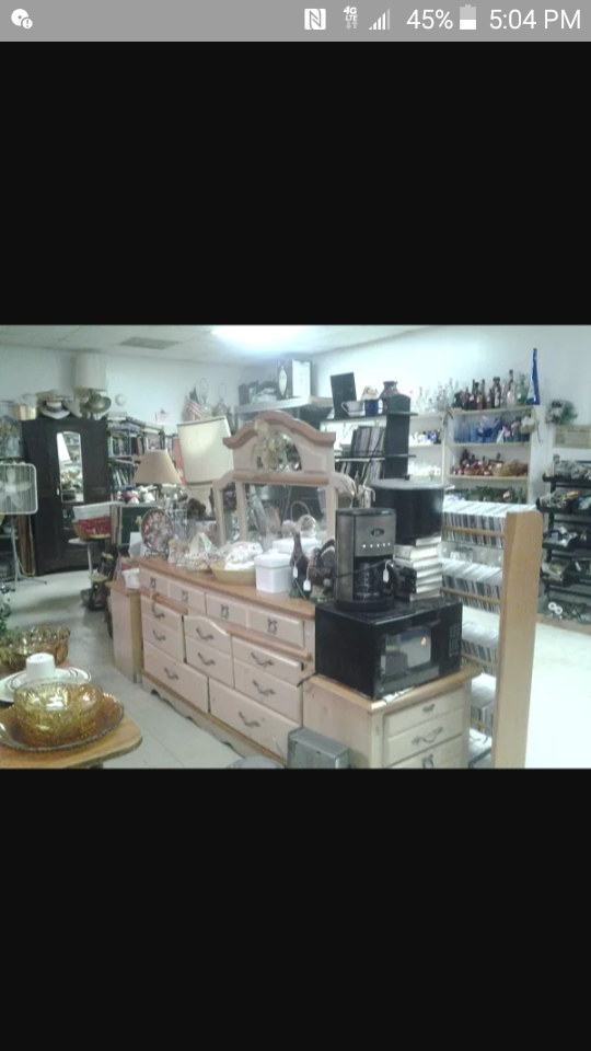 Victorian Rose Resale shop | 1655 Kost Rd, Alvin, TX 77511, USA | Phone: (281) 756-0001