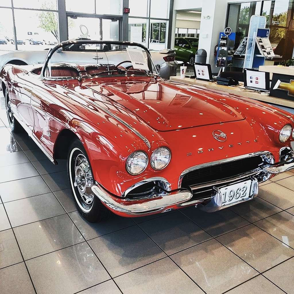 Stanley Chevrolet | 5697 W Broadway, McCordsville, IN 46055, USA | Phone: (866) 714-0256