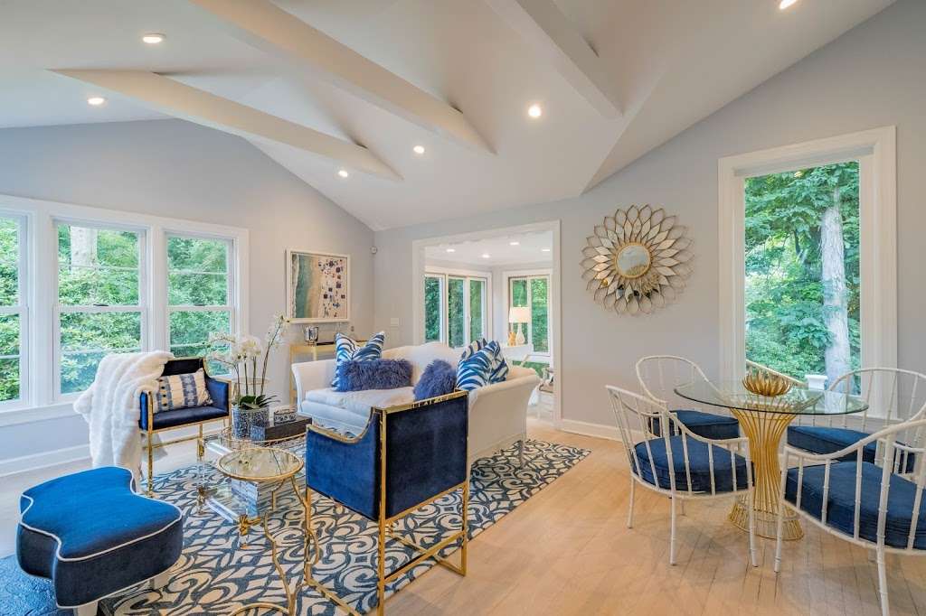 Millie Raes | 1799 Post Rd E #4, Westport, CT 06880, USA | Phone: (203) 259-7200