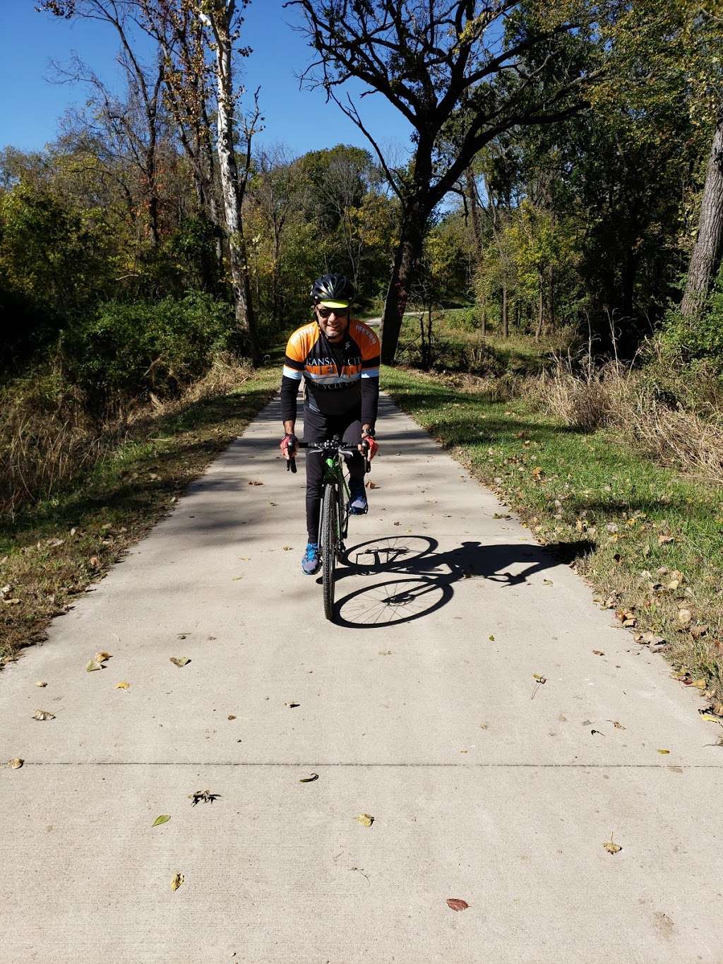 Blue River Parkway Trails - E 104th St Trail Head | Woodland Ave, Kansas City, MO 64131, USA